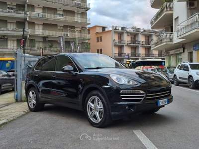 Porsche Cayenne  3.0 Diesel Platinum Edition usata Venafro