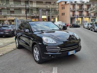 Porsche Cayenne  3.0 Diesel Platinum Edition usata Venafro