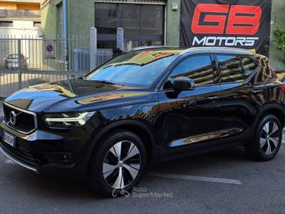 Volvo XC40 T5 Twin Engine Geartronic Momentum usata Venafro