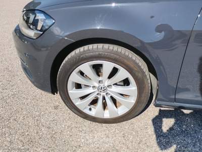 Volkswagen Golf Golf 1.6 TDI 115CV 5p. Executive BMT Grigio usata Scurelle