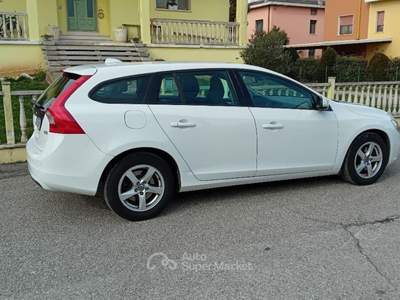 Volvo V50 VOLVO - V50 1.6 diesel Bianco usata Mirandola