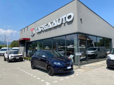 Lancia Ypsilon 1.0 firefly hybrid Gold s&amp;s 70cv Blu/Azzurro usata Pinerolo