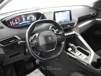Peugeot 3008 BlueHDi 120 S&amp;S EAT6 Active Blu/Azzurro usata Pozzuoli