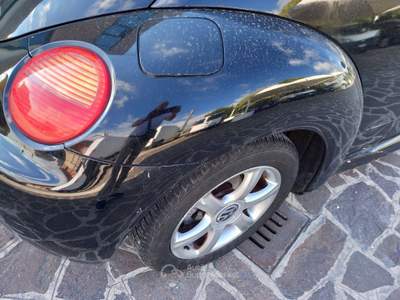 Volkswagen New Beetle New Beetle 1.6 102cv GPL Nero usata Viadana