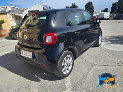 Smart ForFour 1.0 Youngster 71cv twinamic my18 Nero usata Civitanova Marche