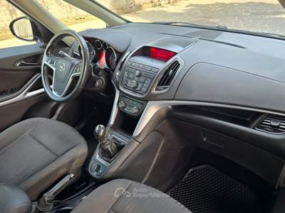 Opel Zafira 1.6 t Cosmo ecoM 150cv Grigio usata Civitanova Marche