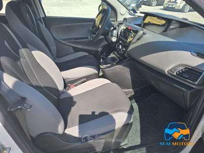 Lancia Ypsilon Ypsilon 0.9 t.air Gold ecochic metano 80cv Bianco usata Civitanova Marche