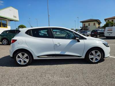 Renault Clio Clio 5p 1.2 Live 75cv Bianco usata San Stino di Livenza