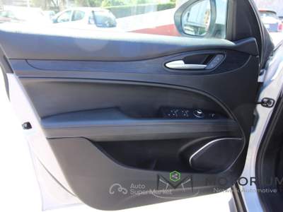 Alfa Romeo Stelvio 2.2 Turbodiesel 190 CV AT8 RWD Executive Grigio usata Oristano