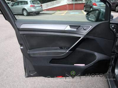 Volkswagen Golf Golf 5p 1.6 tdi Executive 115cv usata Oristano