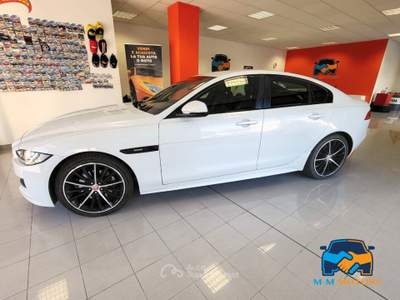Jaguar XE XE 2.0d R-Sport 180cv auto Bianco usata Porto Mantovano