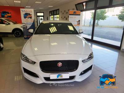 Jaguar XE XE 2.0d R-Sport 180cv auto Bianco usata Porto Mantovano
