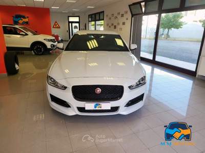 Jaguar XE XE 2.0d R-Sport 180cv auto Bianco usata Porto Mantovano