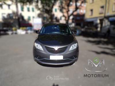 Lancia Ypsilon 1.2 5P GOLD ECOCHIC 69CV Grigio usata Livorno