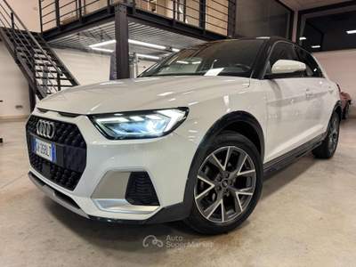 Audi A1 citycarver 30 TFSI S tronic Admired Bianco usata Pollenza