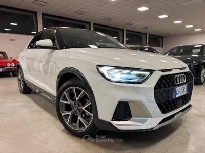 Audi A1 citycarver 30 TFSI S tronic Admired Bianco usata Pollenza