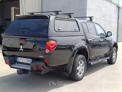 Mitsubishi L200 L200 d.cab 2.5 di-d Intense Plus 178cv N1 E5 usata Verona