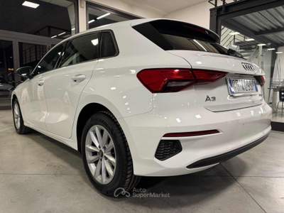 Audi A3 SPB 30 g-tron S tronic Business Bianco usata Pollenza