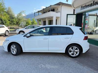 Volkswagen Golf Golf 2.0 TDI 150 CV DSG SCR Style Bianco usata CALDONAZZO