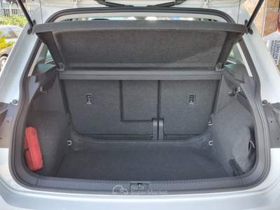 Volkswagen Tiguan SCR DSG Life Bianco usata Altamura