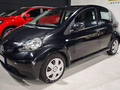 Toyota Aygo 68cv usata Sedriano
