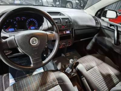 Volkswagen Polo Benzina Neopatentati Km 100.000 usata Sedriano