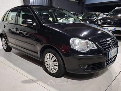 Volkswagen Polo Benzina Neopatentati Km 100.000 usata Sedriano