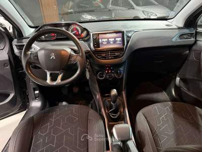 Peugeot 2008 2008 1.2 puretech 12v Active 82cv E6 usata Sedriano