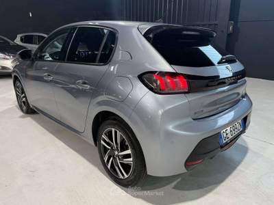 Peugeot 208 101cv usata Sedriano