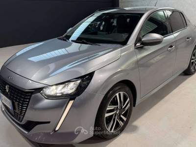 Peugeot 208 101cv usata Sedriano