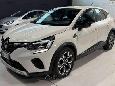 Renault Captur 95cv usata Sedriano