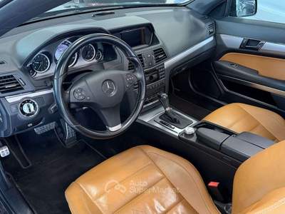Mercedes-Benz Classe E CGI Cabrio BlueEFFICIENCY Executive Nero usata Marmirolo