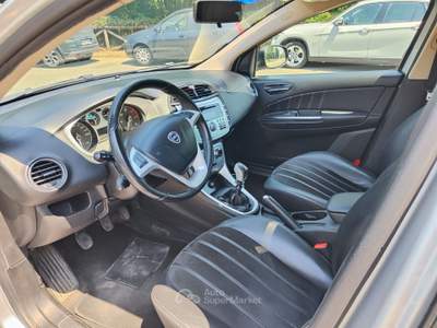 Lancia Delta  Argento usata TORINO