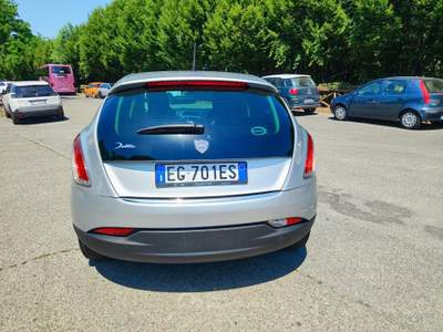 Lancia Delta  Argento usata TORINO