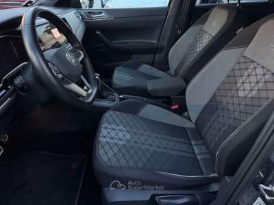 Volkswagen Taigo Taigo 1.0 tsi R-Line 115cv dsg Grigio usata Genova