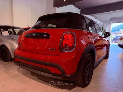 MINI Cooper Mini 5p 1.5 Cooper Business auto Rosso usata Genova