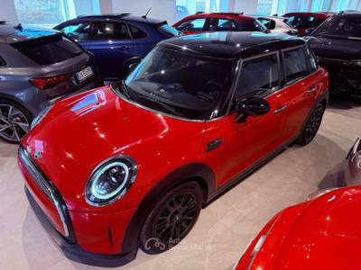 MINI Cooper Mini 5p 1.5 Cooper Business auto Rosso usata Genova