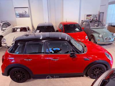 MINI Cooper Mini 5p 1.5 Cooper Business auto Rosso usata Genova