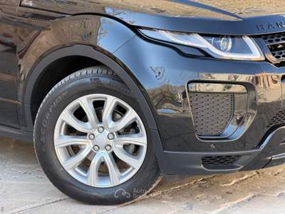 Land Rover Range Rover Evoque Range Evoque 2.0 ED4 150 CV SE DYNAMIC MANUALE Nero usata Santeramo in Colle