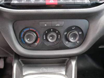 Fiat Doblò 1.6 M-JET 90CV 6M. PC-TN PORTATA 586KG LOUNGE ( CLIMA - MIRROR - PORTA LAT. ) Bianco usata Salerno