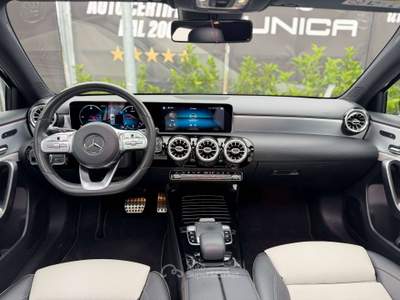 Mercedes-Benz Classe A d 116 CV AMG Premium PLUS TETTO ITALIANA Nero usata Pomigliano d'Arco