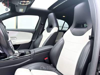 Mercedes-Benz Classe A d 116 CV AMG Premium PLUS TETTO ITALIANA Nero usata Pomigliano d'Arco