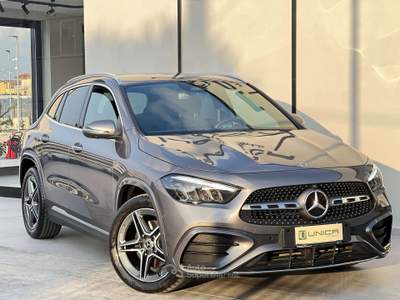 Mercedes-Benz GLA d 150 CV AMG Premium PLUS ITALIANA UNICO PROPRIETARIO Grigio usata Pomigliano d'Arco