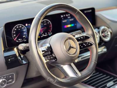 Mercedes-Benz GLA d 150 CV AMG Premium PLUS ITALIANA UNICO PROPRIETARIO Grigio usata Pomigliano d'Arco