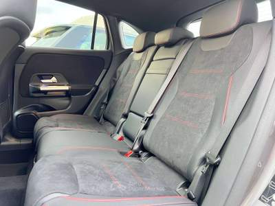 Mercedes-Benz GLA d 150 CV AMG Premium PLUS ITALIANA UNICO PROPRIETARIO Grigio usata Pomigliano d'Arco