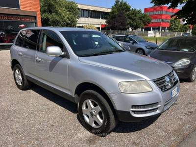 Volkswagen Touareg Touareg I 2004 2.5 tdi R5 Grigio usata Inzago
