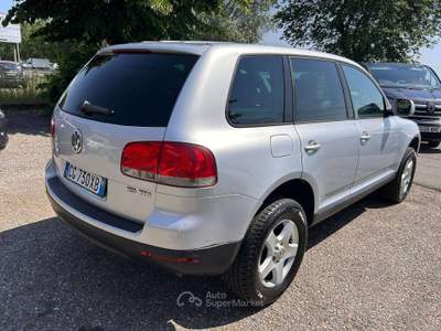 Volkswagen Touareg Touareg I 2004 2.5 tdi R5 Grigio usata Inzago
