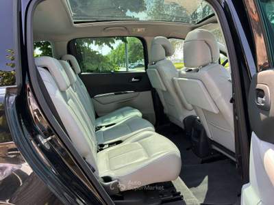 Peugeot 5008 5008 I 2011 1.6 e-hdi 8v Family s Nero usata Inzago