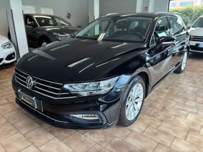 Volkswagen Passat 1.6 tdi Business 120cv dsg*EURO6DTEMP Nero usata Carvico