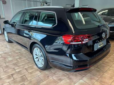 Volkswagen Passat 1.6 tdi Business 120cv dsg*EURO6DTEMP Nero usata Carvico